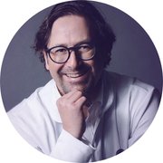 Dr. Claudio Miranda